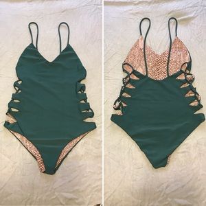 ❌SOLD❌Acacia Florence in Seaweed SMALL